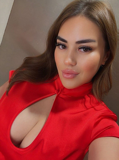 Dubai escort girl Lora